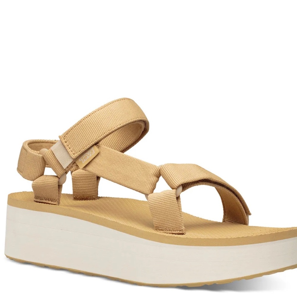 Teva Flatforms in Tan